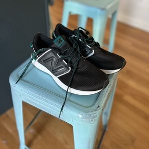 New Balance women’s cross trainers size 9.5 womens
